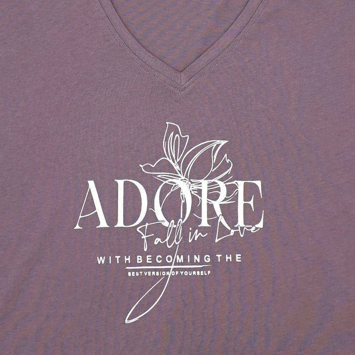 חולצה עם כתף שמוטה וצווארון וי Adore נשים