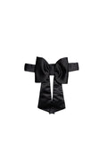 Stylish big bow belt for girls, adding a playful touch to any outfit