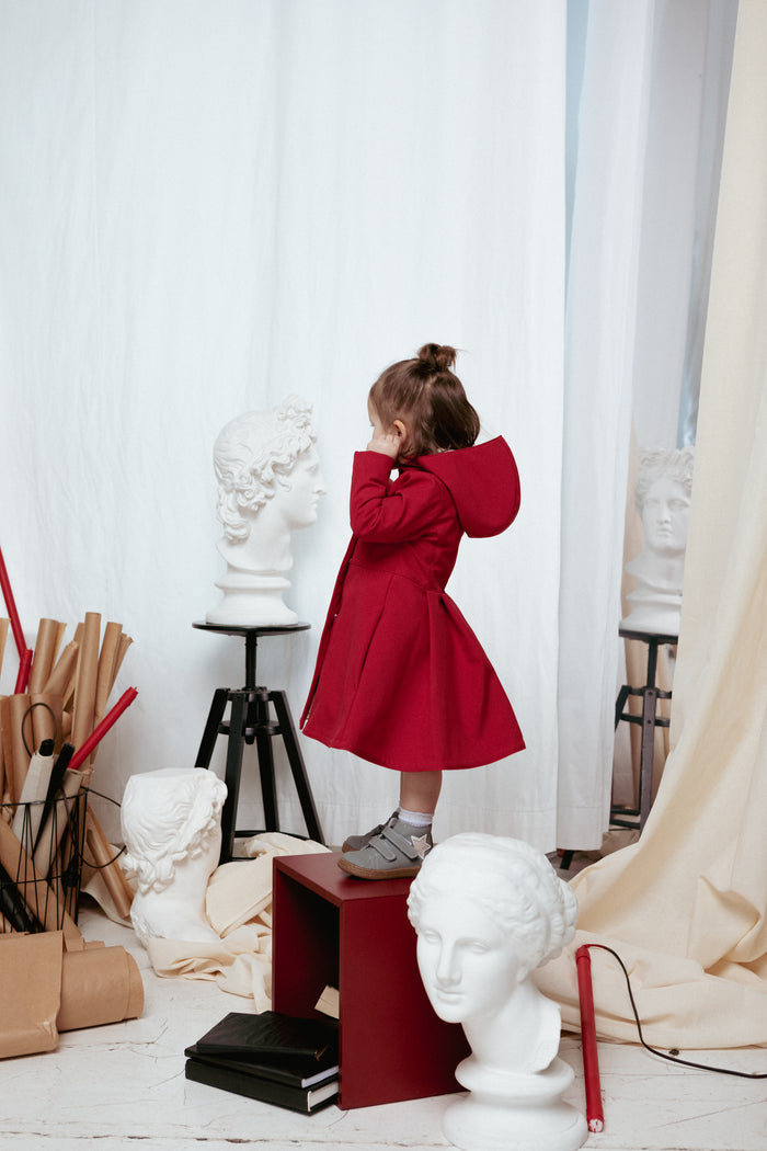 Hooded Dark Red Raincoat for Girls with pleating on the back