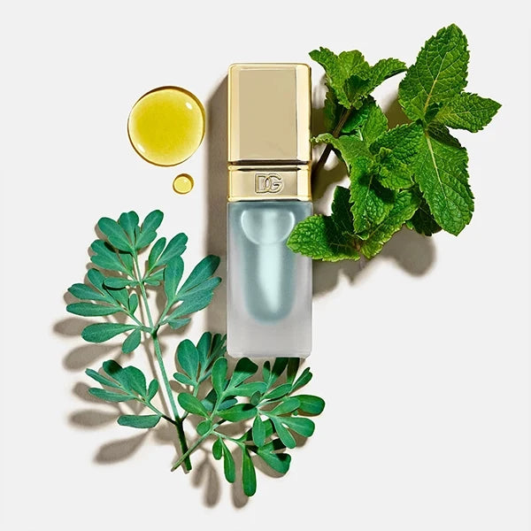 Dolce&Gabbana Mint Oil Lip Plumper Flash Plumping* Lip Oil *Clinical Test **Self Evaluation Test
