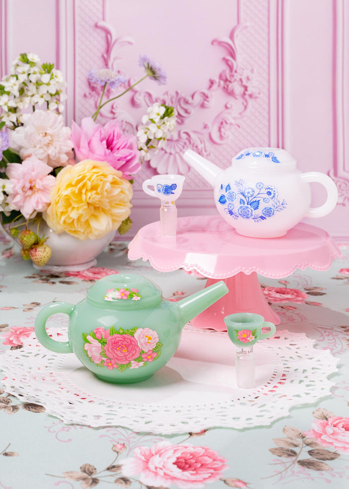 FINE CHINA TEACUP BOWL