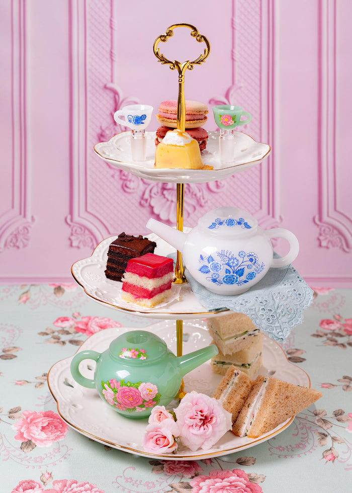 FINE CHINA TEAPOT PIPE