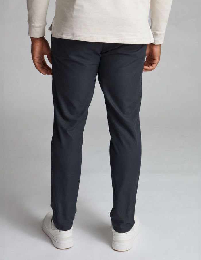 GHØST CHINOS - Mach Black - Slim Fit (The Shadow Forms)