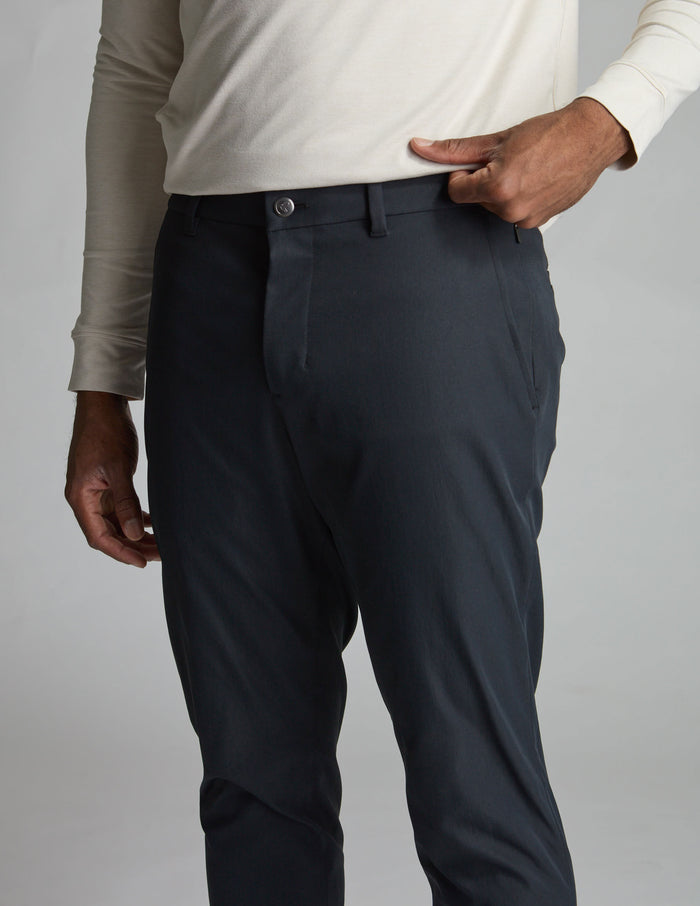 GHØST CHINOS - Mach Black - Slim Fit (The Shadow Forms)