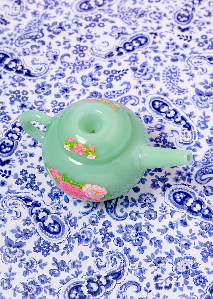 JADE FLORAL TEAPOT PIPE