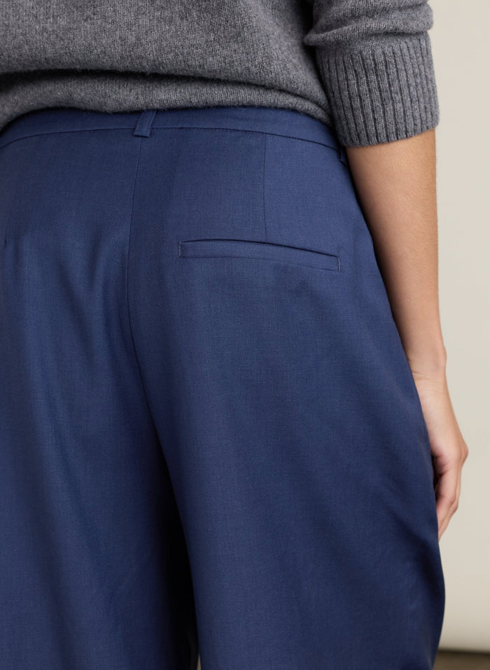 Mika Cool Wool Wide Leg Trousers - French Navy Baukjen
