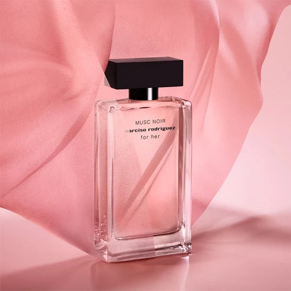 Narciso Rodriguez For Her Musc Noir Gift Set Eau de Parfum 50ml With Body Lotion 50ml