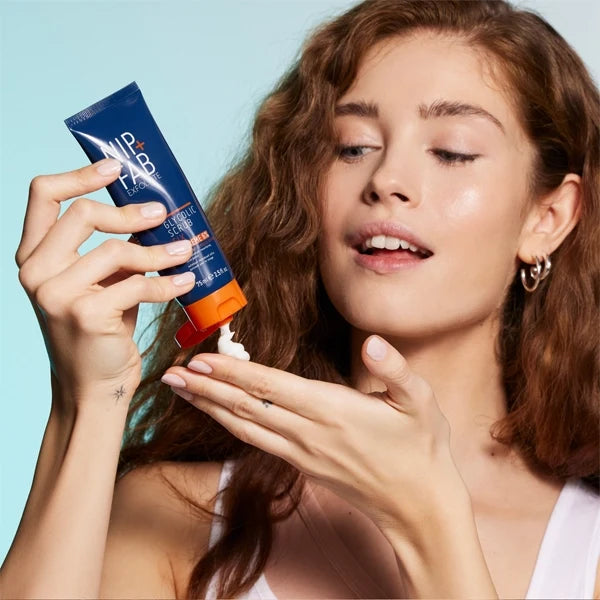 NIPFAB Glycolic Fix Scrub Extreme