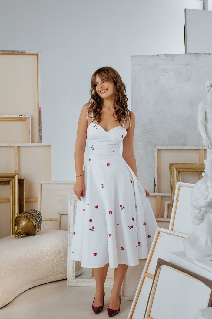 'Petite Fleur' dress in size 48 (with imperfection)