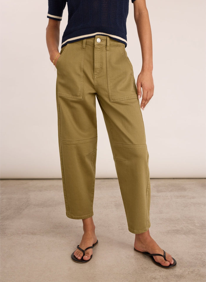 Reece Organic Cotton Stretch Barrel Leg Cargo Jeans - Taupe Baukjen