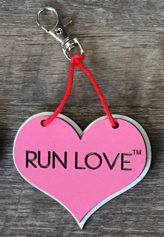 runlove zipper pull