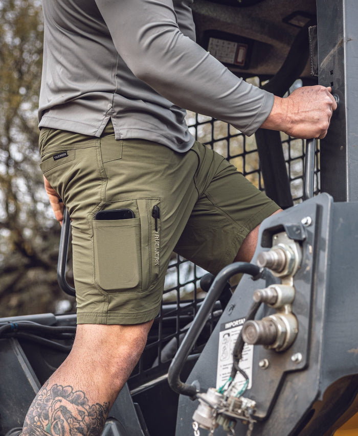 T1 WerkShort - Men's Fit Truewerk #color_olive