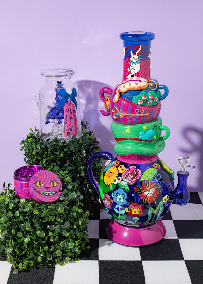 TEA PARTY BONG