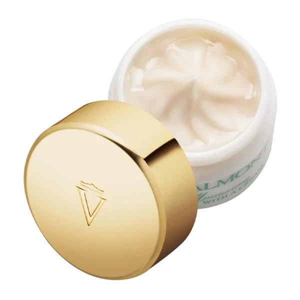 Valmont Moisturizing with a cream